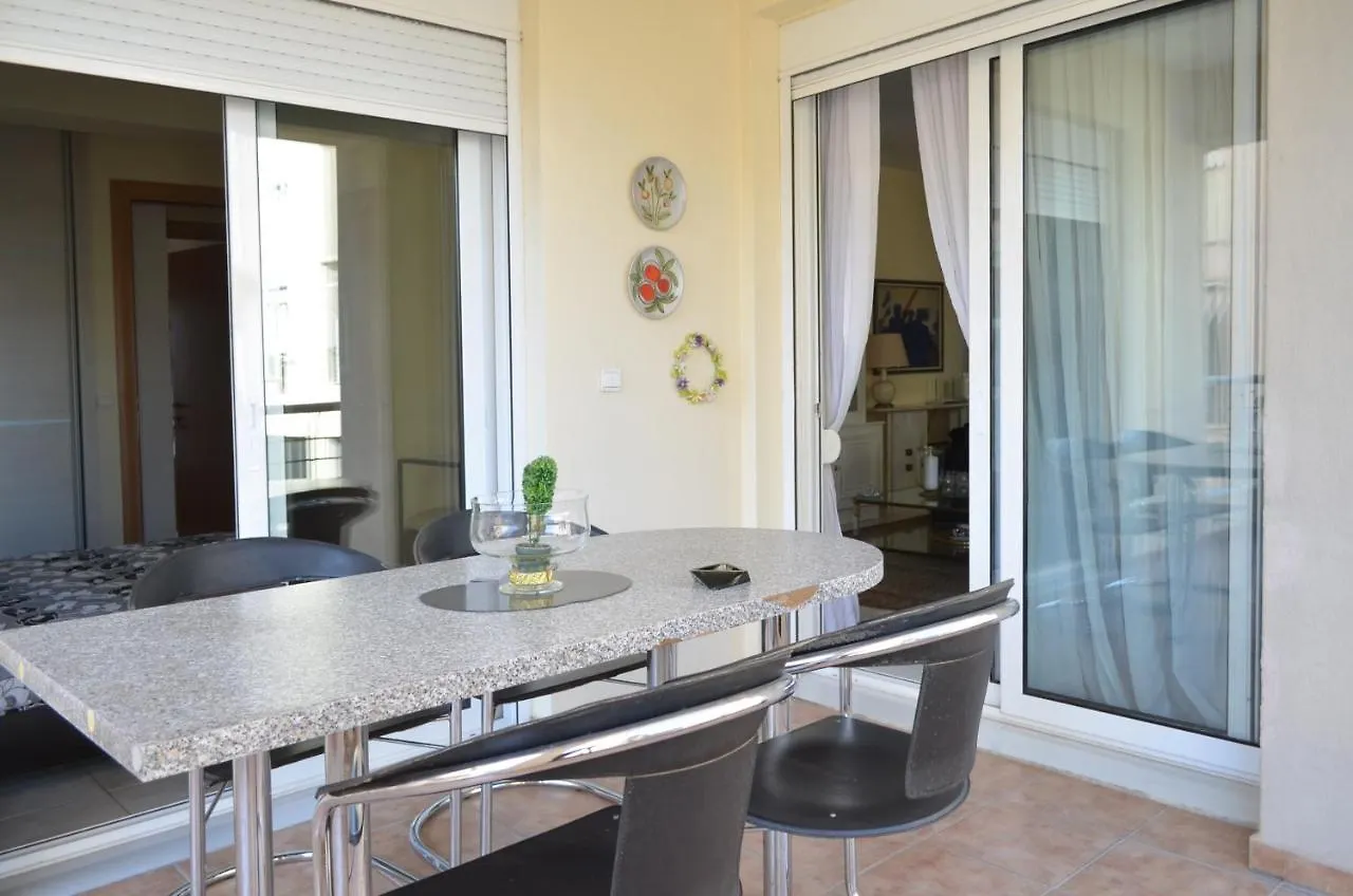 Delmare Dion Apartment Θεσσαλονίκη 0*,